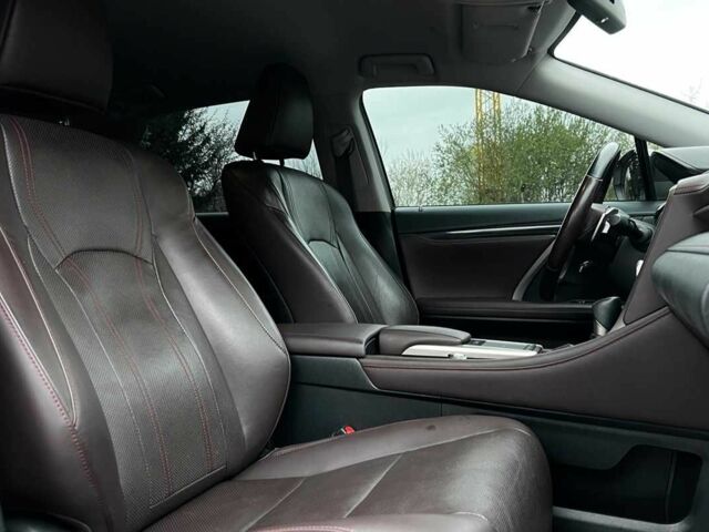 Белый Лексус РХ, объемом двигателя 2 л и пробегом 72 тыс. км за 46900 $, фото 19 на Automoto.ua