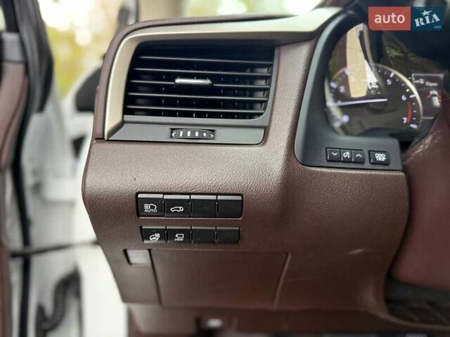 Білий Лексус РХ, об'ємом двигуна 3.46 л та пробігом 87 тис. км за 37000 $, фото 27 на Automoto.ua