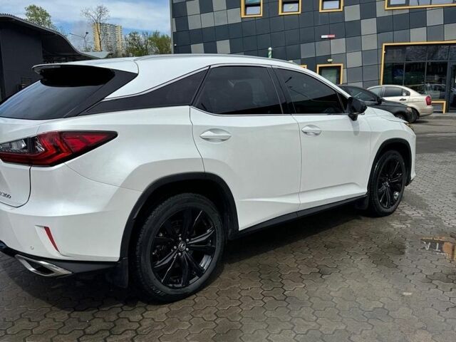 Білий Лексус РХ, об'ємом двигуна 2 л та пробігом 65 тис. км за 38500 $, фото 1 на Automoto.ua