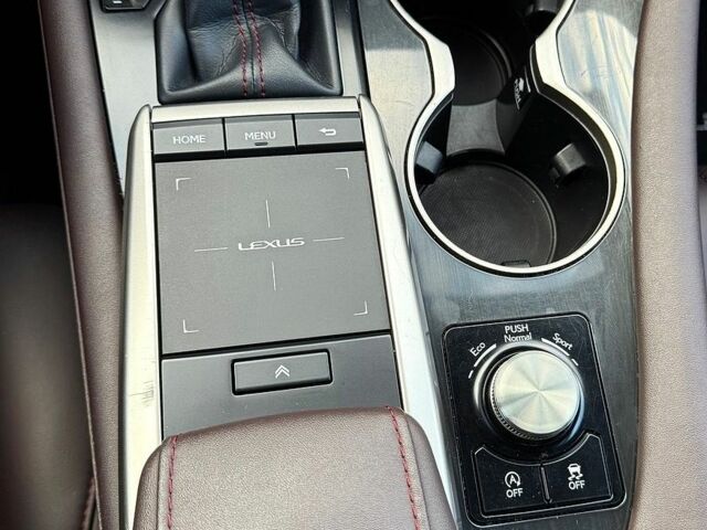 Білий Лексус РХ, об'ємом двигуна 2 л та пробігом 122 тис. км за 34900 $, фото 38 на Automoto.ua