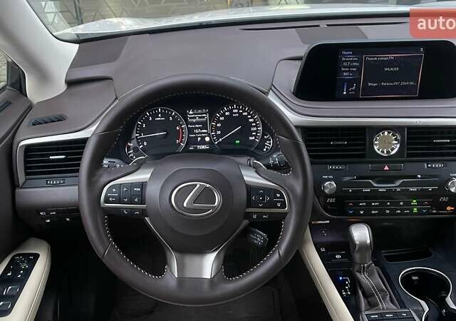 Білий Лексус РХ, об'ємом двигуна 2 л та пробігом 73 тис. км за 46042 $, фото 8 на Automoto.ua