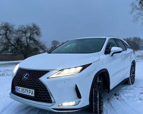 Белый Лексус РХ, объемом двигателя 3.5 л и пробегом 48 тыс. км за 41999 $, фото 4 на Automoto.ua