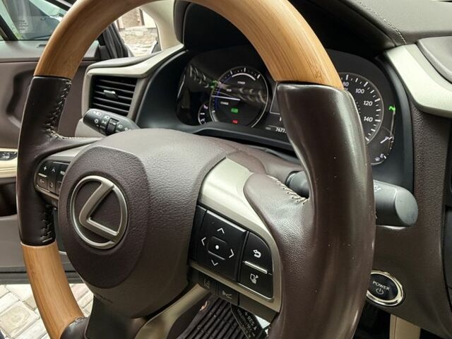 Лексус РХ 2019 у Софіївська Борщагівка на Automoto.ua Білий Лексус РХ, об'ємом двигуна 3.5 л та пробігом 77 тис. км за 44500 $, фото 18 на Automoto.ua