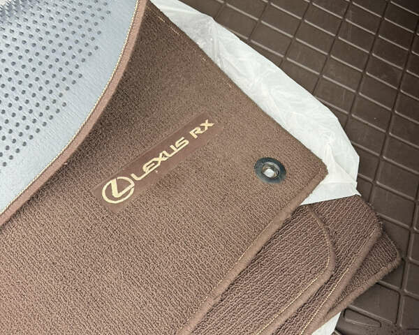 Белый Лексус РХ, объемом двигателя 3.46 л и пробегом 70 тыс. км за 36000 $, фото 20 на Automoto.ua