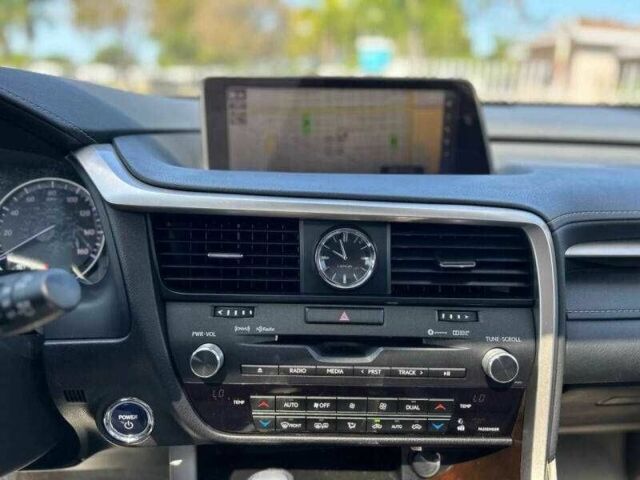 Білий Лексус РХ, об'ємом двигуна 3.5 л та пробігом 24 тис. км за 15600 $, фото 6 на Automoto.ua