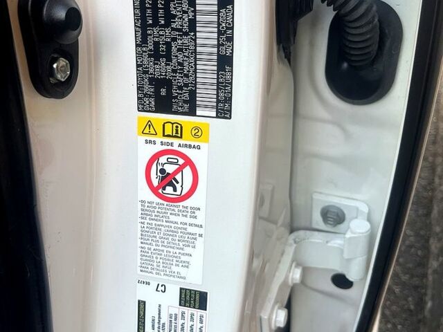 Белый Лексус РХ, объемом двигателя 3.5 л и пробегом 57 тыс. км за 42200 $, фото 13 на Automoto.ua