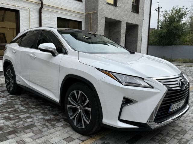 Лексус РХ 2019 у Софіївська Борщагівка на Automoto.ua Білий Лексус РХ, об'ємом двигуна 3.5 л та пробігом 77 тис. км за 44500 $, фото 3 на Automoto.ua