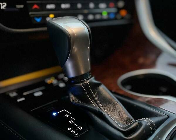 Белый Лексус РХ, объемом двигателя 3.5 л и пробегом 48 тыс. км за 41999 $, фото 27 на Automoto.ua