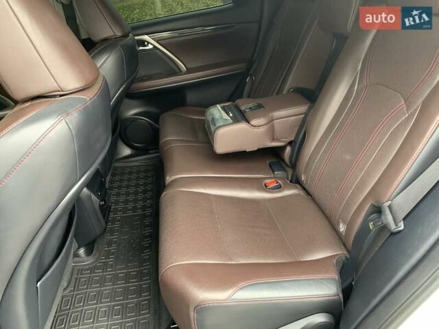 Лексус РХ 2019 у Дніпро (Дніпропетровську) на Automoto.ua Білий Лексус РХ, об'ємом двигуна 3.46 л та пробігом 122 тис. км за 38999 $, фото 42 на Automoto.ua
