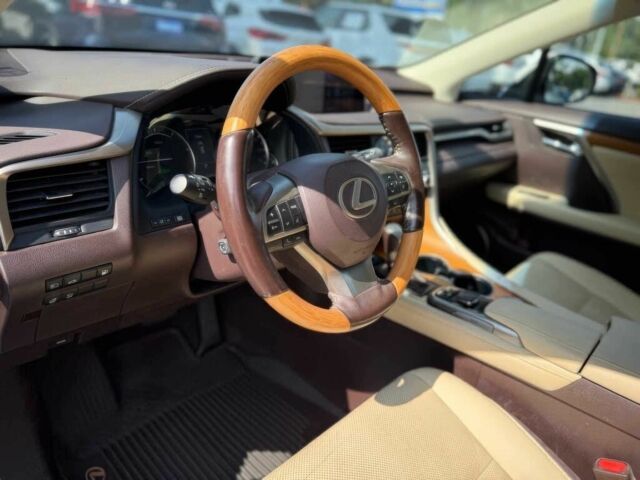 Белый Лексус РХ, объемом двигателя 3.5 л и пробегом 74 тыс. км за 12100 $, фото 3 на Automoto.ua
