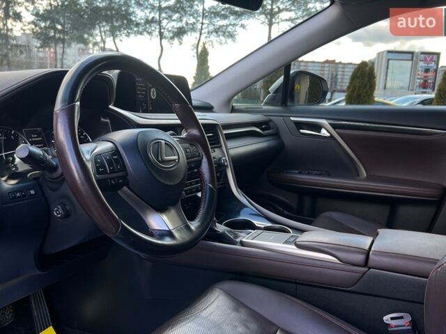 Белый Лексус РХ, объемом двигателя 2 л и пробегом 70 тыс. км за 47900 $, фото 10 на Automoto.ua