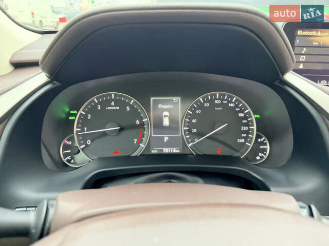 Белый Лексус РХ, объемом двигателя 3.46 л и пробегом 70 тыс. км за 36000 $, фото 24 на Automoto.ua