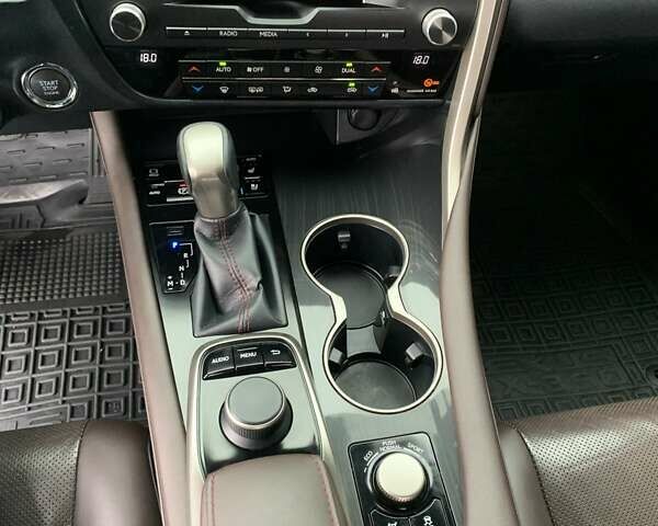 Лексус РХ 2019 у Дніпро (Дніпропетровську) на Automoto.ua Білий Лексус РХ, об'ємом двигуна 3.46 л та пробігом 122 тис. км за 38999 $, фото 60 на Automoto.ua