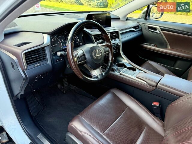 Білий Лексус РХ, об'ємом двигуна 2 л та пробігом 122 тис. км за 34900 $, фото 19 на Automoto.ua