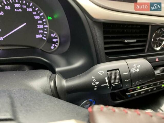Лексус РХ 2019 у Дніпро (Дніпропетровську) на Automoto.ua Білий Лексус РХ, об'ємом двигуна 3.46 л та пробігом 122 тис. км за 38999 $, фото 63 на Automoto.ua