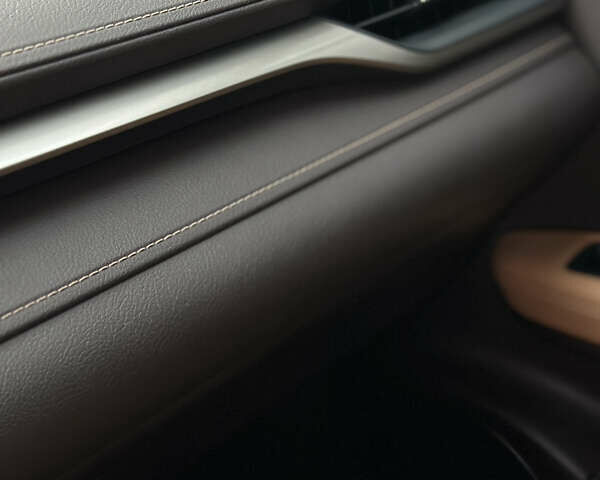 Белый Лексус РХ, объемом двигателя 2 л и пробегом 68 тыс. км за 41000 $, фото 8 на Automoto.ua