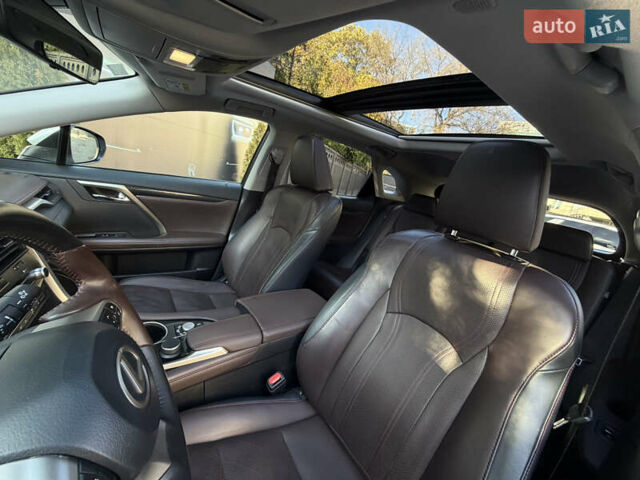 Білий Лексус РХ, об'ємом двигуна 2 л та пробігом 157 тис. км за 33000 $, фото 37 на Automoto.ua