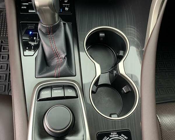 Лексус РХ 2019 у Дніпро (Дніпропетровську) на Automoto.ua Білий Лексус РХ, об'ємом двигуна 3.46 л та пробігом 122 тис. км за 38999 $, фото 61 на Automoto.ua