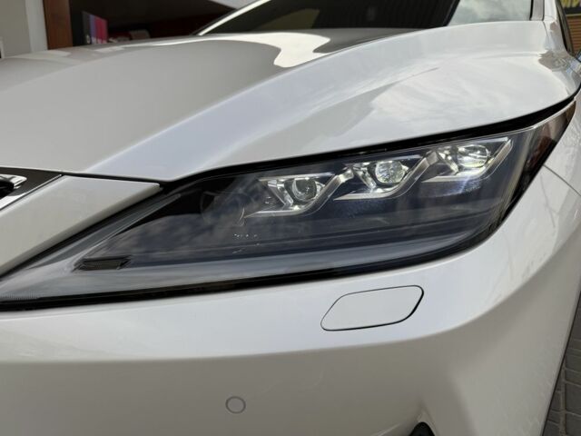 Белый Лексус РХ, объемом двигателя 3.5 л и пробегом 69 тыс. км за 36300 $, фото 9 на Automoto.ua