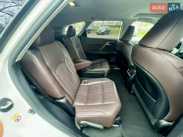 Белый Лексус РХ, объемом двигателя 3.46 л и пробегом 61 тыс. км за 55500 $, фото 39 на Automoto.ua