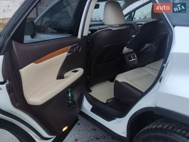 Білий Лексус РХ, об'ємом двигуна 3.46 л та пробігом 140 тис. км за 43500 $, фото 10 на Automoto.ua