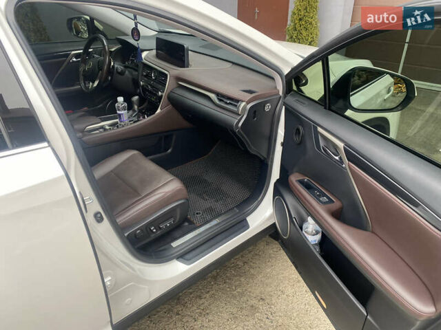 Белый Лексус РХ, объемом двигателя 3.46 л и пробегом 71 тыс. км за 53000 $, фото 22 на Automoto.ua