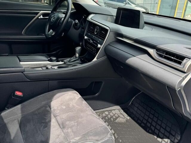 Білий Лексус РХ, об'ємом двигуна 2 л та пробігом 65 тис. км за 38500 $, фото 11 на Automoto.ua