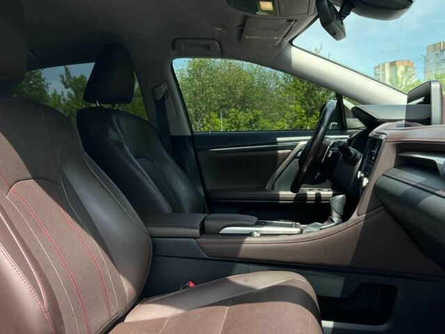 Білий Лексус РХ, об'ємом двигуна 2 л та пробігом 72 тис. км за 45900 $, фото 21 на Automoto.ua