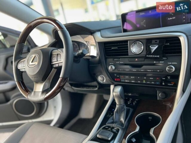 Білий Лексус РХ, об'ємом двигуна 3.46 л та пробігом 83 тис. км за 32000 $, фото 6 на Automoto.ua