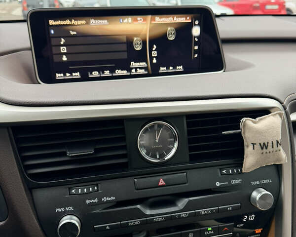 Белый Лексус РХ, объемом двигателя 3.46 л и пробегом 70 тыс. км за 36000 $, фото 25 на Automoto.ua