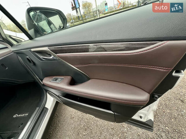 Белый Лексус РХ, объемом двигателя 3.46 л и пробегом 61 тыс. км за 55500 $, фото 34 на Automoto.ua