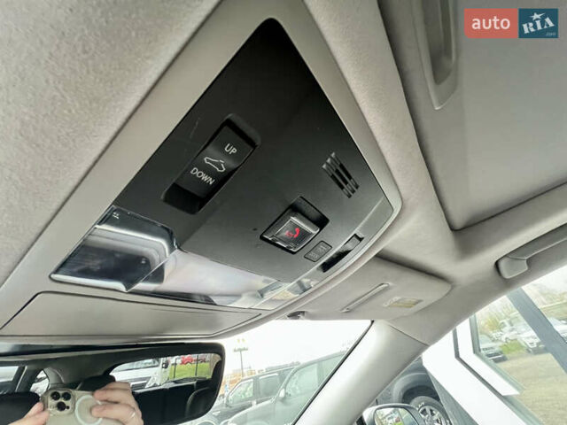 Білий Лексус РХ, об'ємом двигуна 3.46 л та пробігом 61 тис. км за 52000 $, фото 58 на Automoto.ua