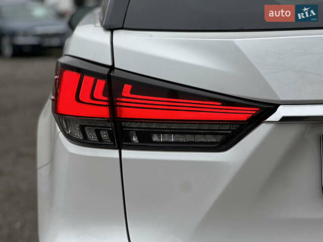 Белый Лексус РХ, объемом двигателя 3.46 л и пробегом 61 тыс. км за 55500 $, фото 13 на Automoto.ua