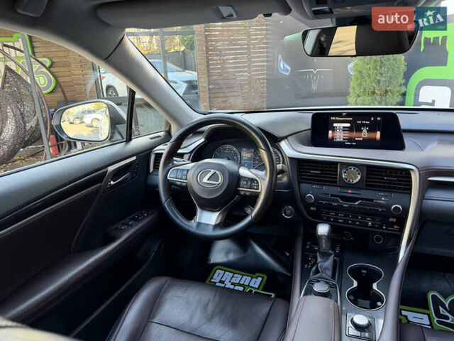 Білий Лексус РХ, об'ємом двигуна 2 л та пробігом 157 тис. км за 33000 $, фото 19 на Automoto.ua