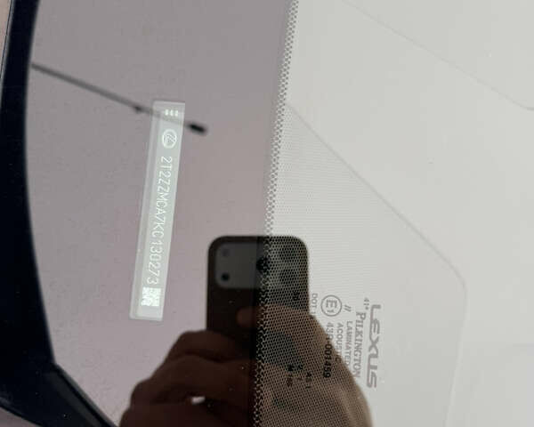 Белый Лексус РХ, объемом двигателя 3.46 л и пробегом 70 тыс. км за 36000 $, фото 23 на Automoto.ua