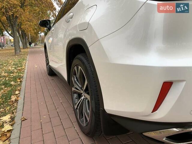 Лексус РХ 2019 у Дніпро (Дніпропетровську) на Automoto.ua Білий Лексус РХ, об'ємом двигуна 3.46 л та пробігом 122 тис. км за 38999 $, фото 21 на Automoto.ua