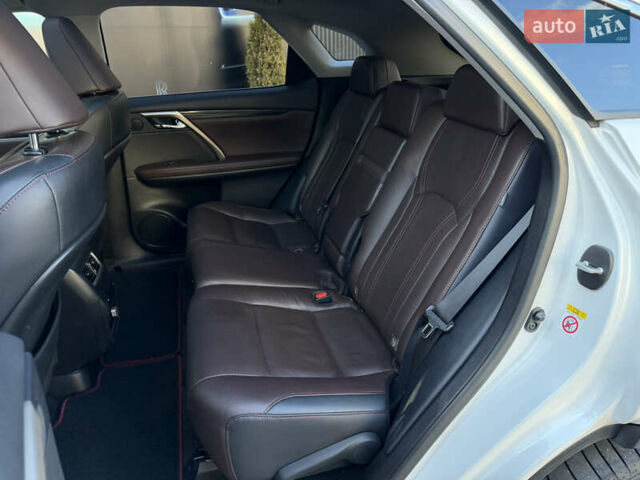 Белый Лексус РХ, объемом двигателя 2 л и пробегом 157 тыс. км за 33000 $, фото 38 на Automoto.ua