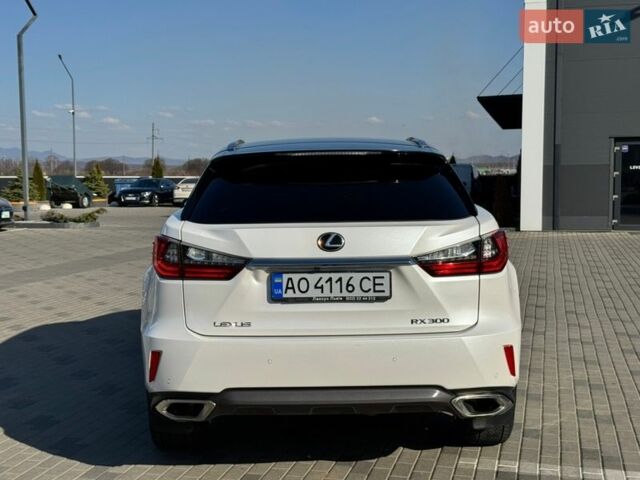Белый Лексус РХ, объемом двигателя 2 л и пробегом 48 тыс. км за 43000 $, фото 7 на Automoto.ua