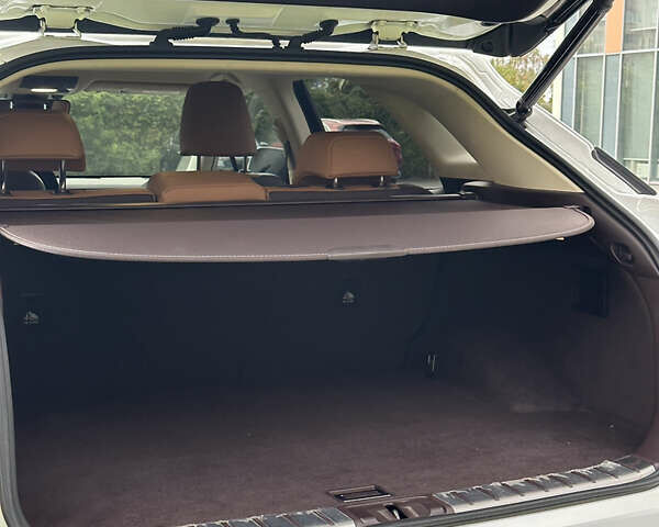 Белый Лексус РХ, объемом двигателя 2 л и пробегом 68 тыс. км за 37000 $, фото 15 на Automoto.ua