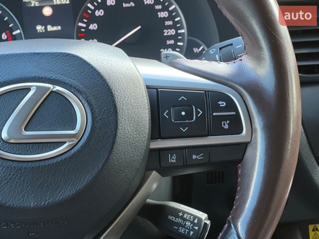 Белый Лексус РХ, объемом двигателя 2 л и пробегом 70 тыс. км за 47900 $, фото 15 на Automoto.ua