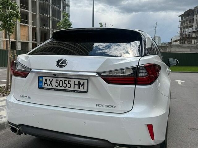 Білий Лексус РХ, об'ємом двигуна 2 л та пробігом 88 тис. км за 40000 $, фото 2 на Automoto.ua