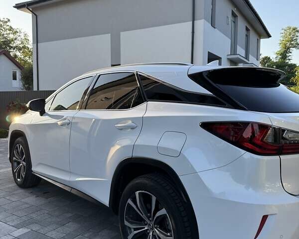 Белый Лексус РХ, объемом двигателя 3.46 л и пробегом 55 тыс. км за 35999 $, фото 3 на Automoto.ua