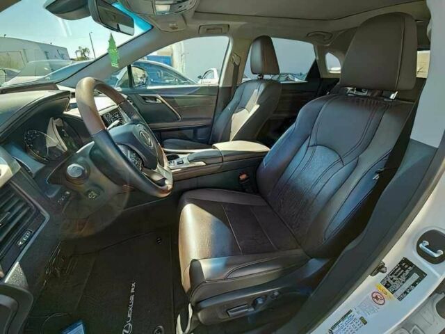 Белый Лексус РХ, объемом двигателя 3.5 л и пробегом 51 тыс. км за 22000 $, фото 6 на Automoto.ua