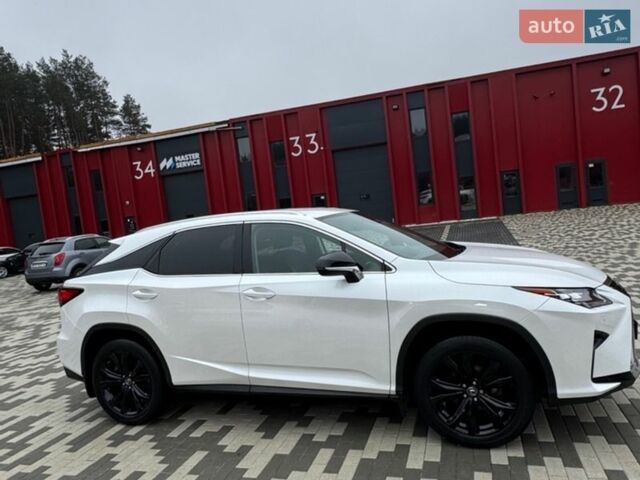 Белый Лексус РХ, объемом двигателя 2 л и пробегом 134 тыс. км за 40000 $, фото 3 на Automoto.ua