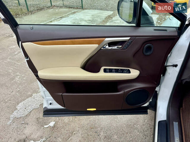 Белый Лексус РХ, объемом двигателя 3.5 л и пробегом 89 тыс. км за 39500 $, фото 36 на Automoto.ua