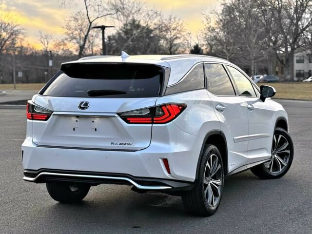 Белый Лексус РХ, объемом двигателя 3.5 л и пробегом 33 тыс. км за 30000 $, фото 6 на Automoto.ua