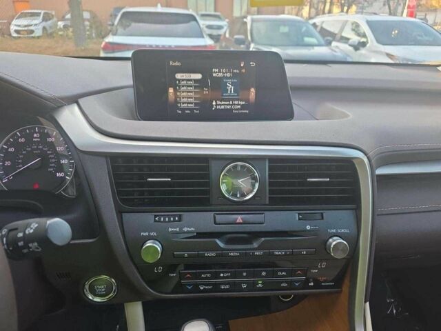 Белый Лексус РХ, объемом двигателя 0 л и пробегом 45 тыс. км за 28000 $, фото 7 на Automoto.ua