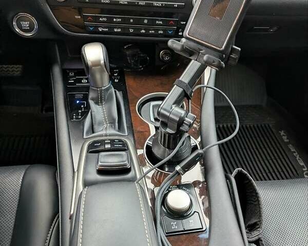 Белый Лексус РХ, объемом двигателя 3.46 л и пробегом 57 тыс. км за 42900 $, фото 21 на Automoto.ua