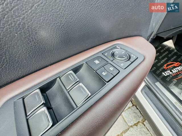 Белый Лексус РХ, объемом двигателя 3.46 л и пробегом 135 тыс. км за 44444 $, фото 94 на Automoto.ua