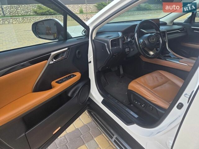 Белый Лексус РХ, объемом двигателя 2 л и пробегом 167 тыс. км за 37900 $, фото 30 на Automoto.ua